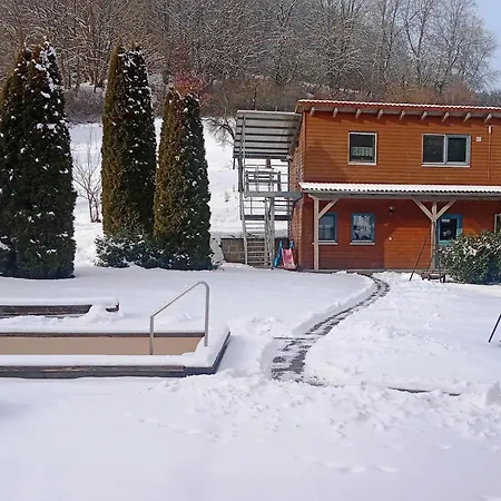 Mit Eigener Terrasse In Hueddinge